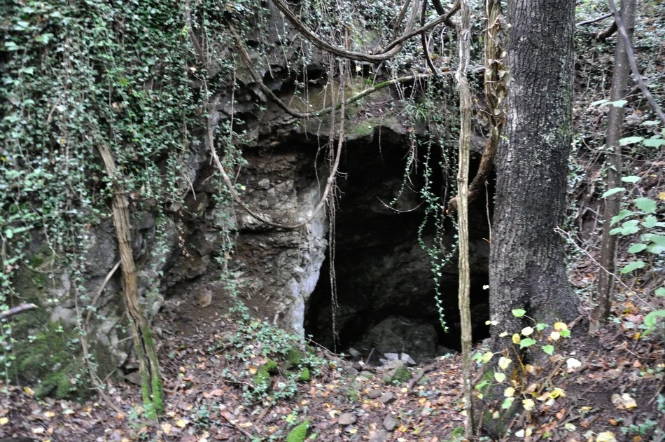 La cattiva ora biellese - le grotte
